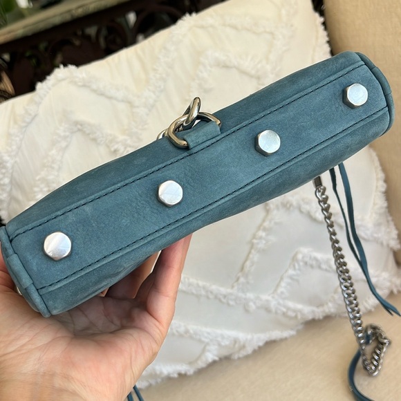 New REBECCA MINKOFF Mini Mac suede crossbody bag cloud blue - Picture 7 of 17